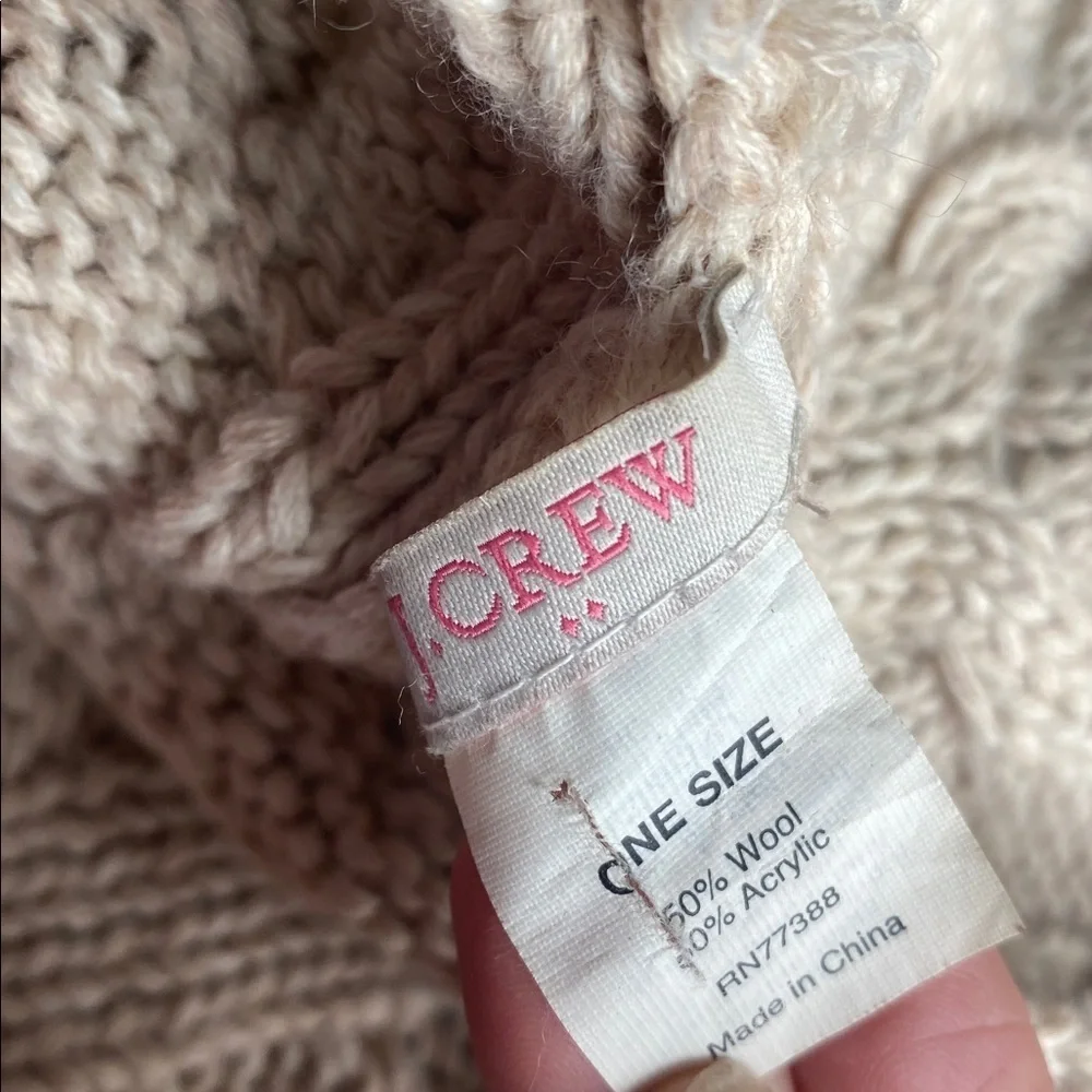 Cable Knit Infinity Scarf Oatmeal Beige - Picture 8 of 9